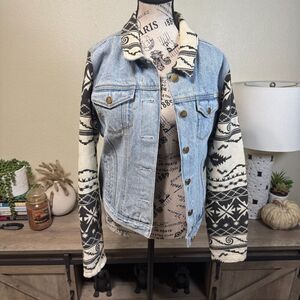Scotch & Soda Women's Denim Jacket Aztec Sleeves Button Front Size 4 Western